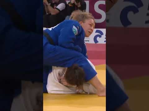 Ça flingue ! 💨🤯 Quel envolée de Chloé Buttigieg au Paris Grand Slam 2023