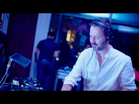 Edward Maya VS Joel Corry - Nikes x Stereo Love