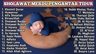 Download lagu Kumpulan Sholawat Merdu Pengantar Tidur Terpopuler - Dengarkan Sholawat ini Agar Cepat tidur Pulas mp3