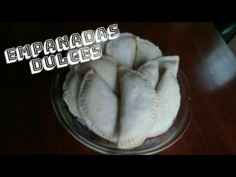 COMO HACER EMPANADAS DULCES/RELLENAS DE MERMELADA DE FRESA 🍓