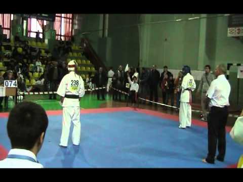 Манютина Виктория vs Жирова Лидия. Полуфинал. Каратэ киокусинкай.