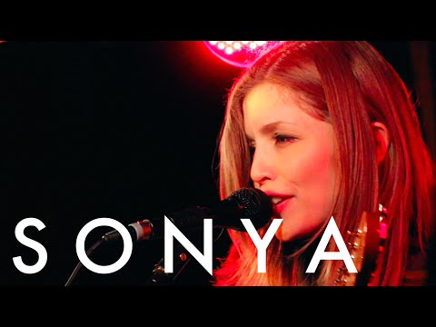 Korbucz Sonya [S O N Y A] interjú @KELET