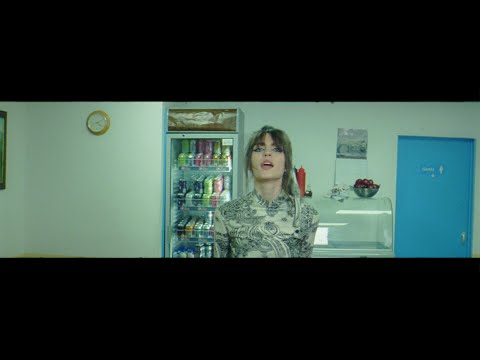 Gretel Hänlyn - Motorbike (Official Video)