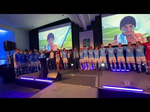 Sandnes Ulf Kick-Off 2024 - Allsang Lyseblå