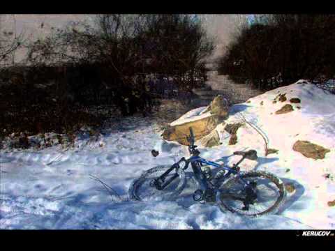 KERUCOV .ro: Traseu MTB Padurea Cornetu - Lacul Mihailesti, 60 km pe biciclete