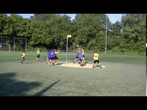 Blok van Bennie Hamersma in de wedstrijd KVA 2 - Dalto 3 (seizoen 2013/2014)