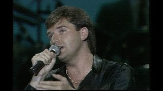 Daniel O&#39;Donnell - The Road And Miles [Live at the Whitehall Theatre, Dundee, Scotland, 1990]