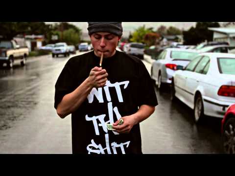 MaryJane-DBoi Livin' Ft. Young Maynee & Ant Mac