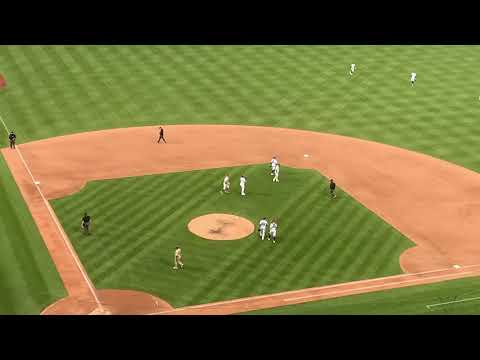 Mets Win at CitiField vs. Padres