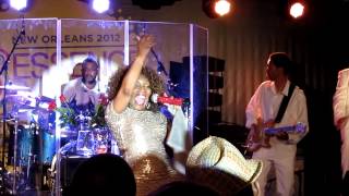 Stephanie Mills performs Secret Lady/Feel The Fire @ Essence Fest 2012