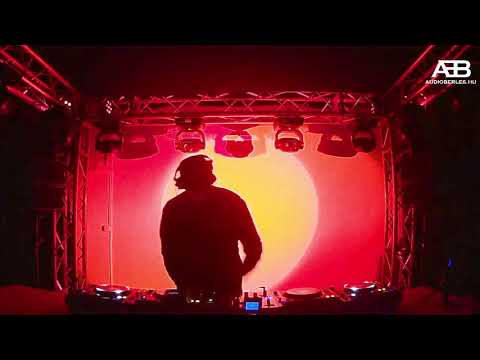 Underground On Air - Puppetz