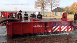 preview picture of video '22 11 2014 oefening grootschalig watertransport VNOG Strand Horst'
