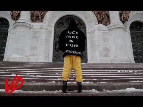 OUTFITS AND LOCATIONS / Moscow 2018