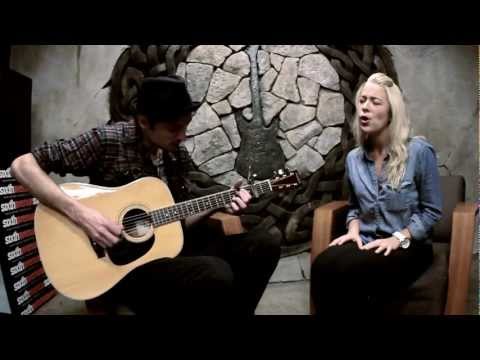 Snaproll Sessions - Rebel N' Rose - Love Tug O' War [Acoustic]