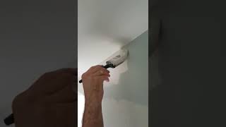 cutting a straight ceiling line