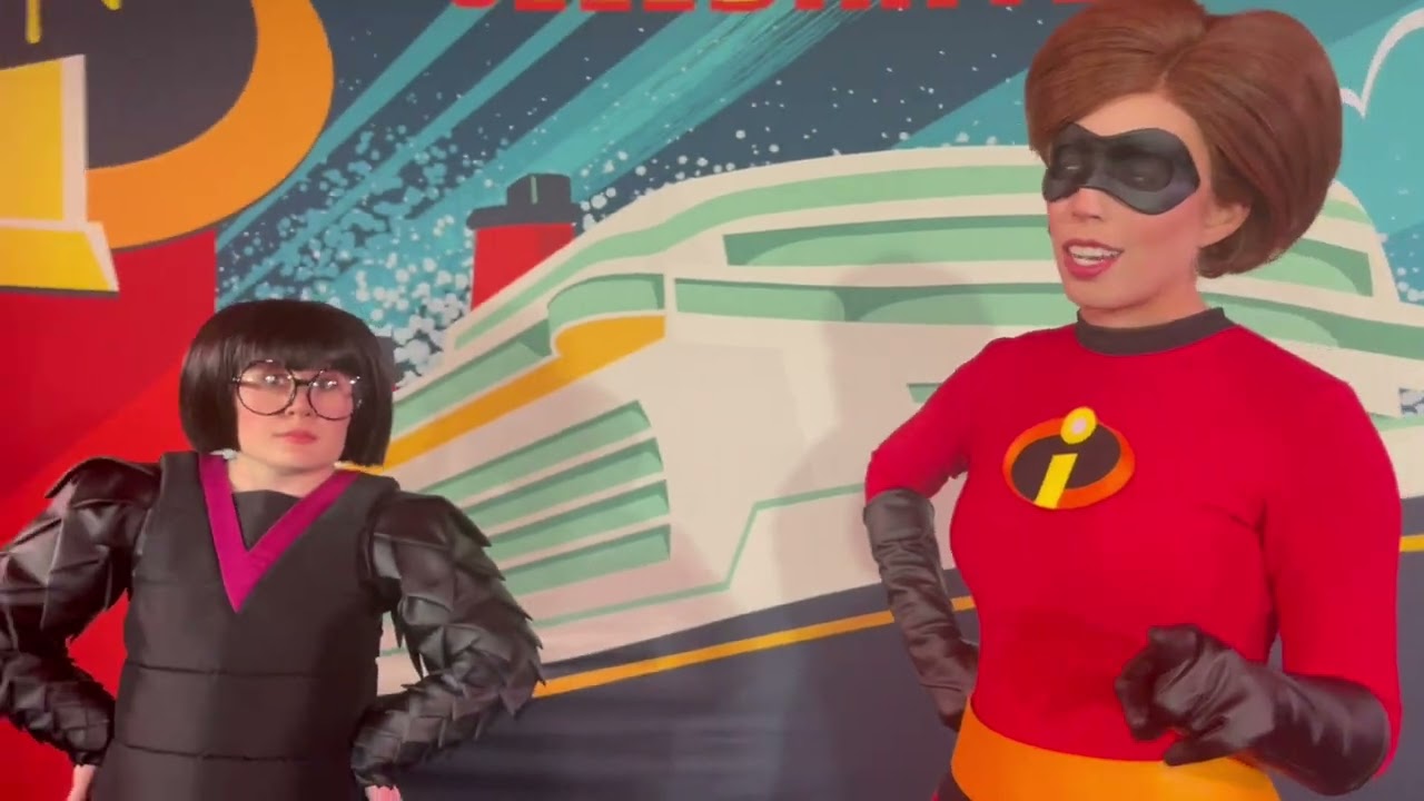 Meeting Mrs. Incredible and Edna during Pixar Day at Sea on Disney Fantasy Cruise Ship