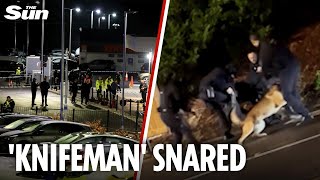 Download lagu Dramatic moment Huntingdon train ‘knifeman’ is Tasered & arrested by police as 2 fight for life mp3