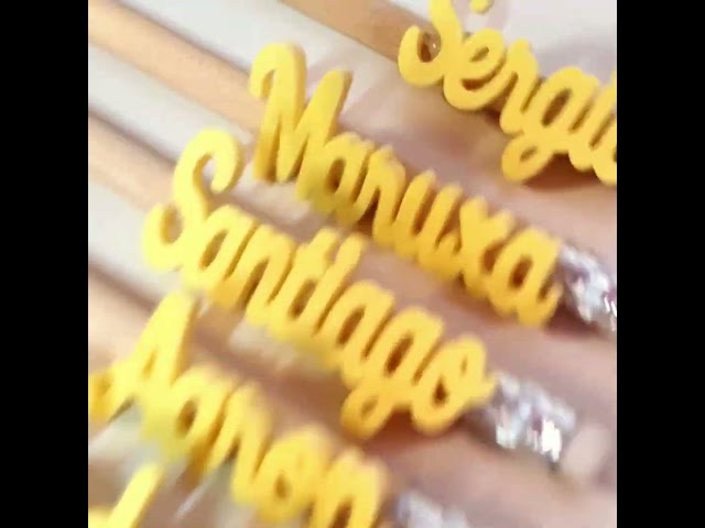 Vídeo relacionado con WINXMIN 5 piezas lápices de madera, lapices personalizados con nombre, bolígrafos de hechos a mano, madera de grafito, Lápiz de natural, hecho a mano, material escolar
