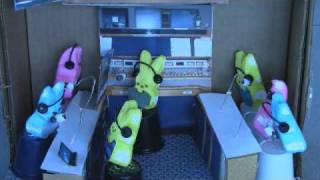 Loren & Wally Peep Show