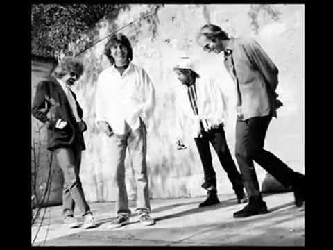 Traveling Wilburys - Tweeter And The Monkey Man - Lyrics