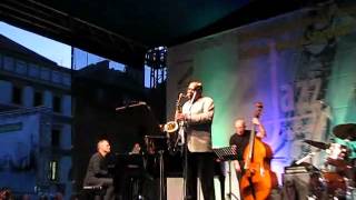 Ernie Watts Quartet live - XVIII Festiwal Jazz na Starówce 2012 (2/3)