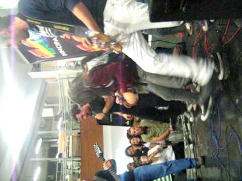 Por Tu Traición (Baile) - grupo tinto