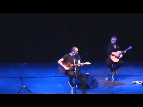 Santiago Cruz - Paracaídas