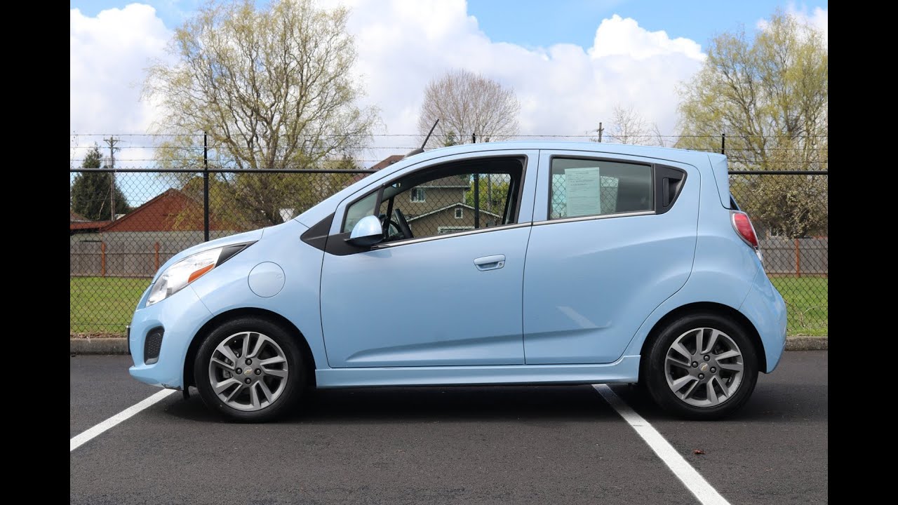 2015 Chevrolet Spark EV LT Walk Around and Buyers Guide