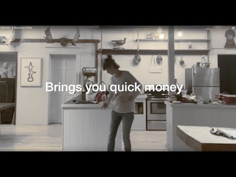 GRAVAS - A BOUNCING PICKLE - Clip @ Aurélie Gravas