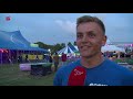Zo'n 1500 bezoekers dansen in het gras bij Grastival in Luttelgeest