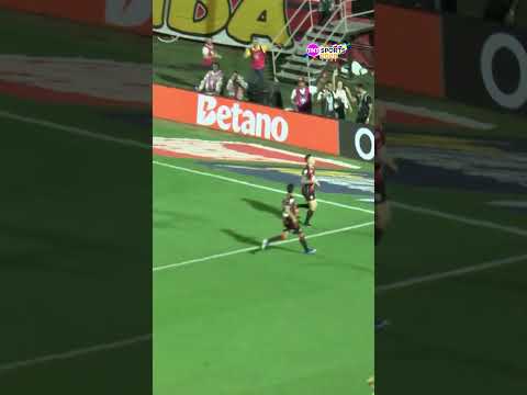 A ZAGA DO VASCO DORMIU…E LEVOU O GOL DO VITÓRIA #shorts