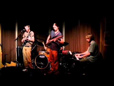 The Jauntee: "I Saw Her Standing There" 8-15-13 @ Tip Top Deluxe - Grand Rapids, MI