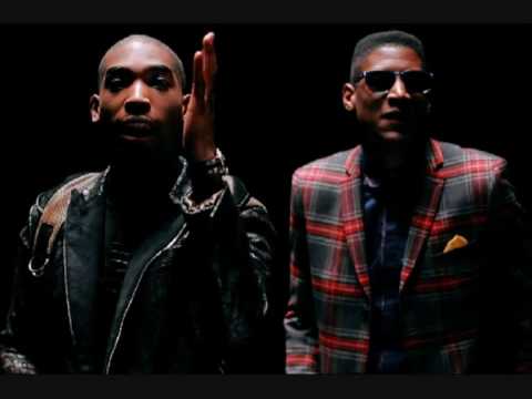 Tinie Tempah - Pass Out (HQ)