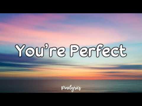 Perfect body with a perfect smile lyrics