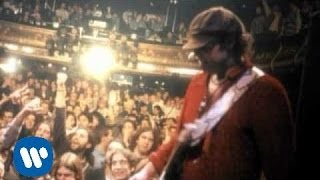 Dance away the blues (featuring Devon Allman and Reeese Wyna