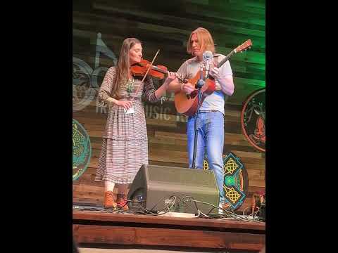 Zoe Conway & John McIntyre - Fiddle Tune Set