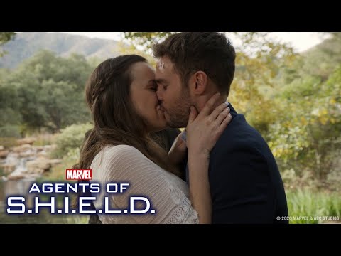 Saying Goodbye to FitzSimmons on Marvel's Agents of S.H.I.E.L.D.