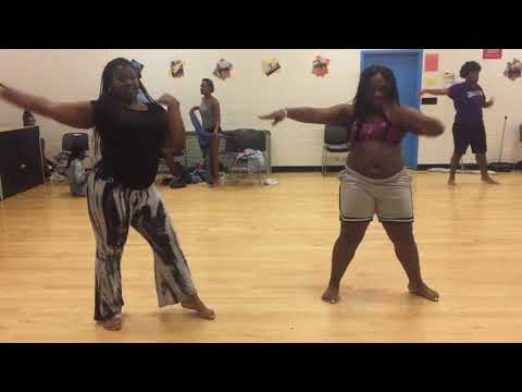 Konstruction Dance Company’s Boo’d up challenge (Big girls edition)🖤💙