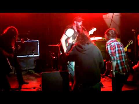 BUZZOV*EN/COUGH "get me a beer pleeeeasse"