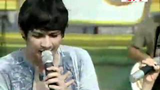 Download lagu Liputan6 tv    Ungu feat Rossa   Kupinang Kau dengan Bismillah mp3