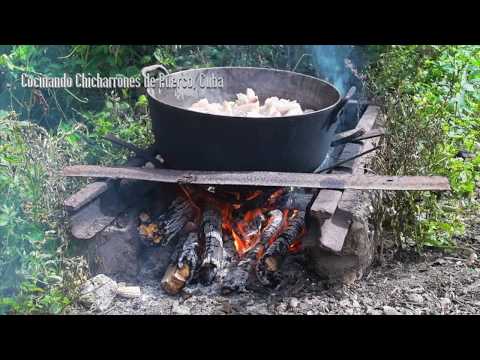 Coocking Chicharrones en Cuba