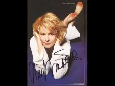 Iveta Bartošová - Vtíravá Píseň