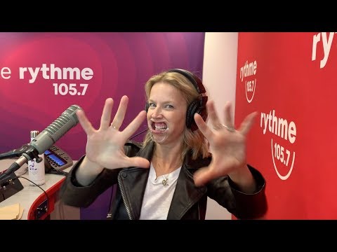download lagu mp3 mp4 Julie Blanger, download lagu Julie Blanger gratis, unduh video klip Julie Blanger