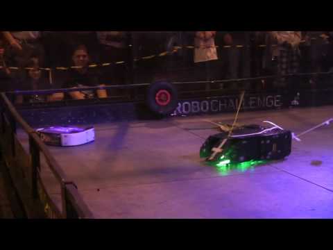 Robot Arena Insomnia 58 - Drumroll vs Loki 2