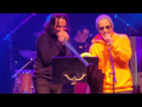 Tomba- Arnapalaajaraq (Inussivik koncert)