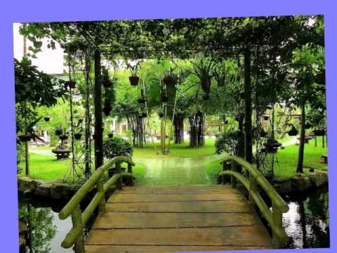 Thể hiện bởi Quang Lê