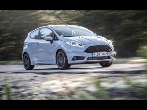 Ford Fiesta ST200 2017 Car Review