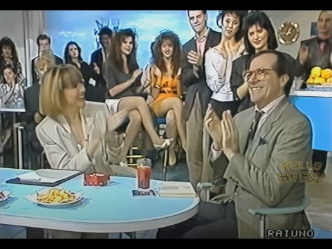 VIA TEULADA 66-1989 Loretta Goggi intervista Carlo Giuffré