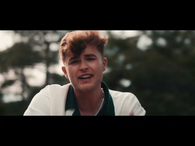 Video zu 'Medusa' ansehen