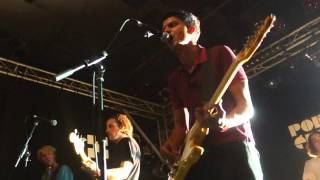Useless Eaters - Out In The Night -  Live @ Le Point Ephémère -  07 09 2015